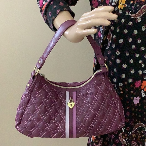 Victoria's Secret Handbags - Cute Victoria’s Secret purse 💜